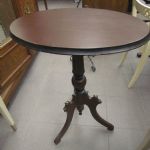 687 8627 PEDESTAL TABLE